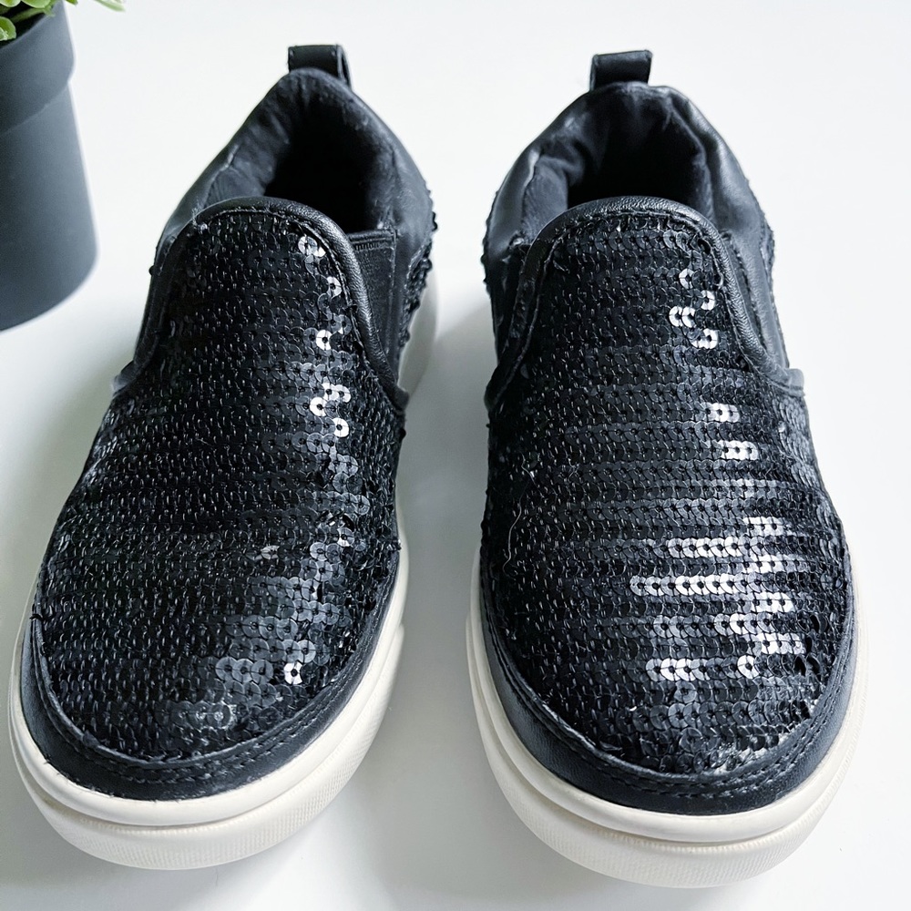 Ugg black sequin Caplan slip on sneakers sz 11